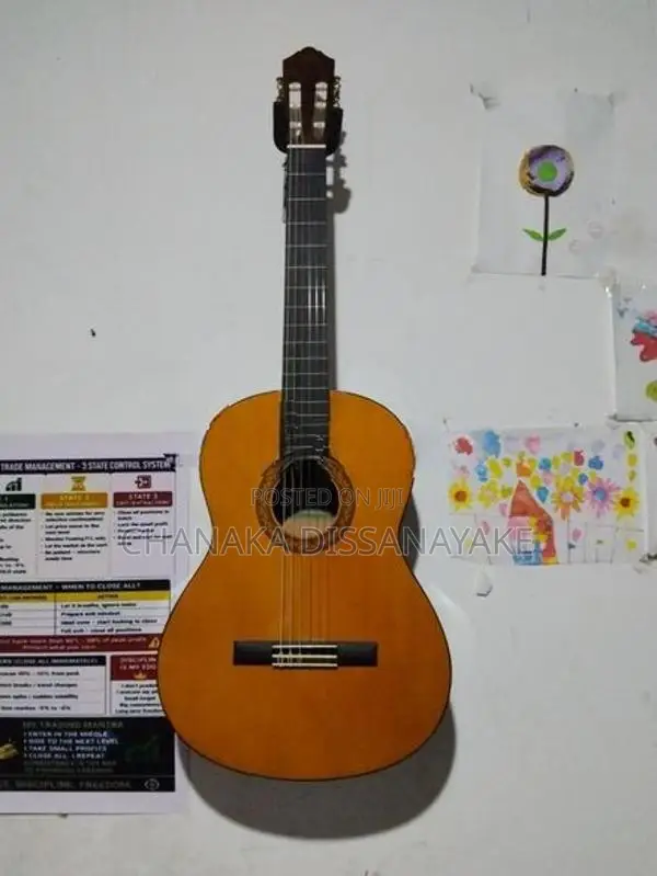 Yamaha C40 Classic Guitar