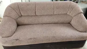 Damro Sofa Set