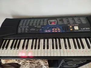 Casio LK-30 Keyboard