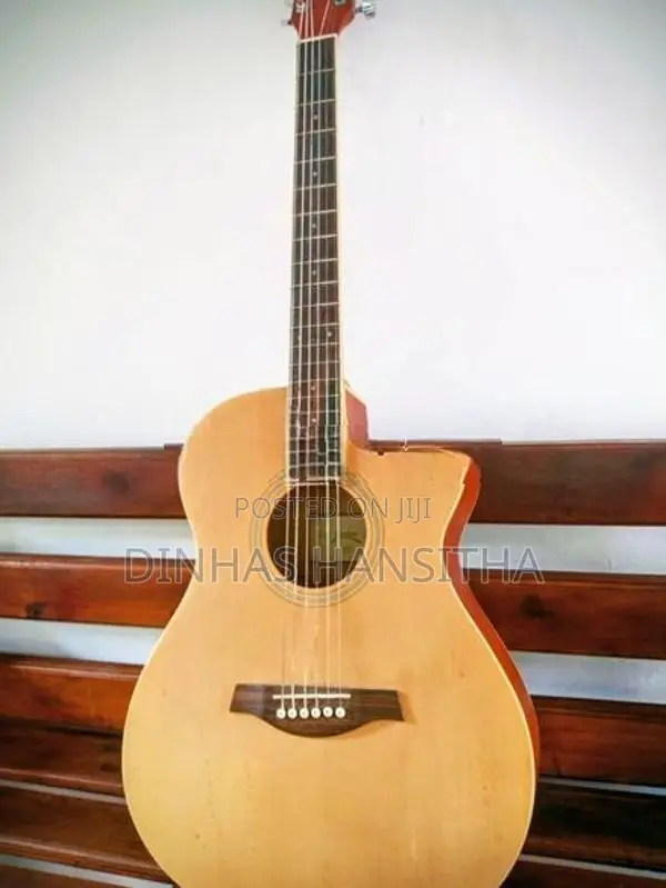 Box Guitar