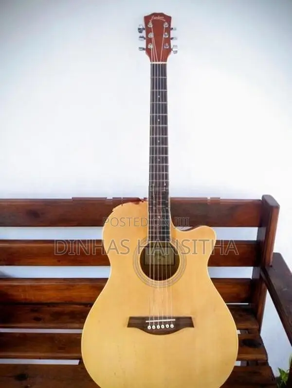 Box Guitar