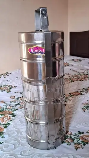 Tiffin _ 5 Tier Carrier