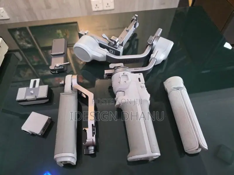 DJI RS 4 Mini Gimbal Combo Kit Ronin