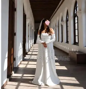 Ivory Bridal Wedding Gown With Long Veil – Adjustable Size