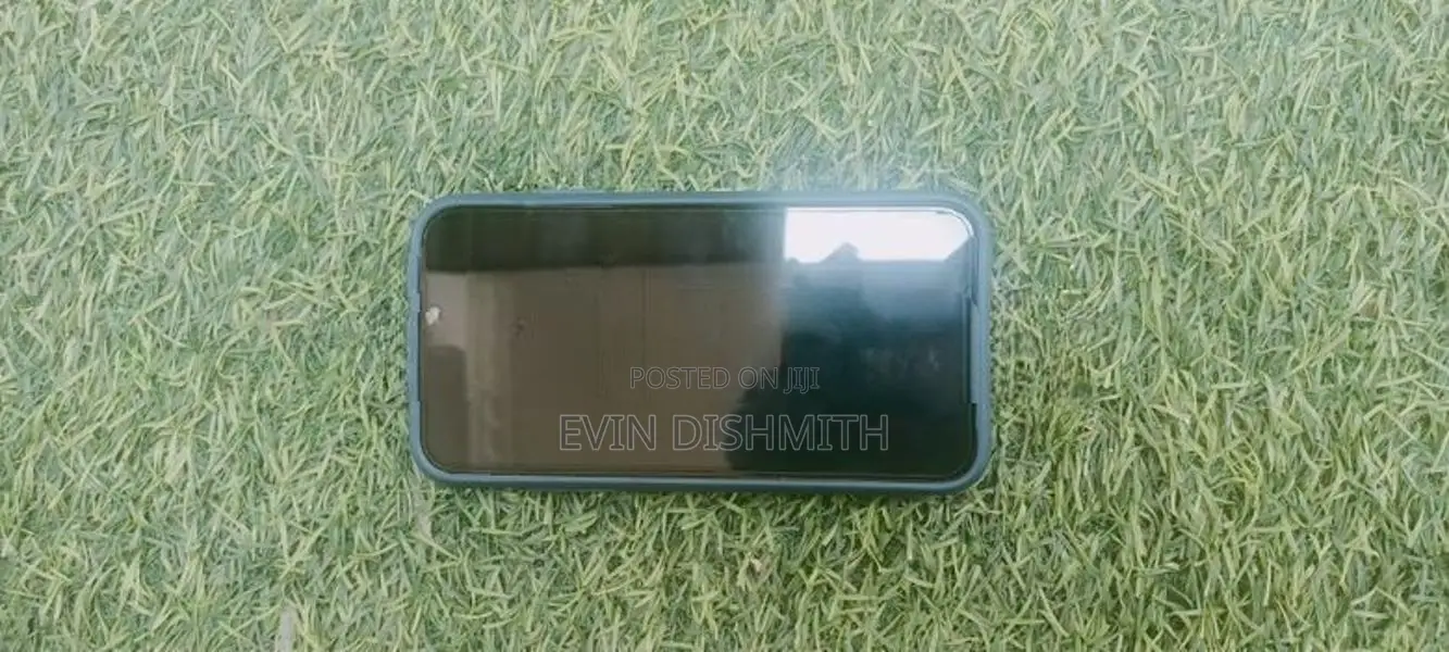 Apple iPhone 11 (Refurbished)