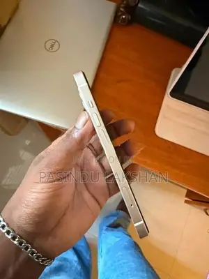 Apple iPhone 14 (Used)