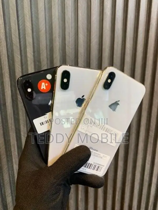 Apple iPhone XS (Used)