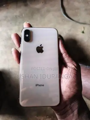 Apple iPhone XS (Used)