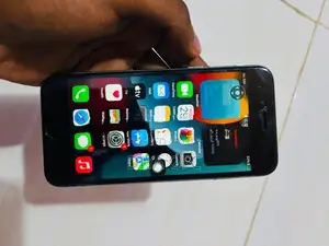 Apple iPhone 6S (Used)