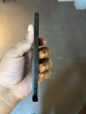 Apple iPhone 15 (Used)