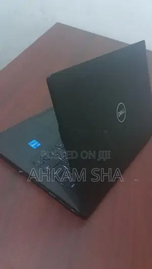 Dell Latitude 7420 Core i5 11th Gen 16GB RAM 256GB SSD