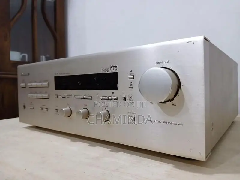 Nakamichi AV-10