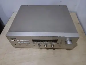 Nakamichi AV-10