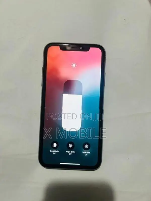 Apple iPhone 11 (Used)