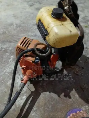 Grass Cutting Machine