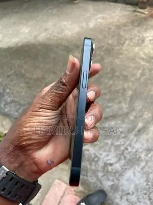 Apple iPhone 14 (Used)