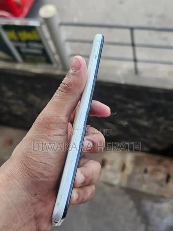 Samsung Galaxy A30 S (Used)