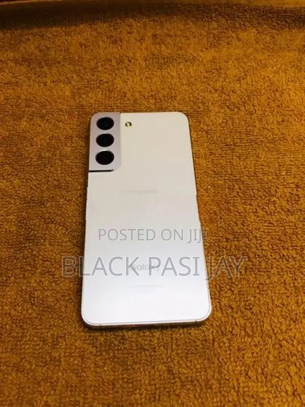 Samsung Galaxy S22 8GB 256GB (Used)