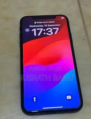 Apple iPhone XS (Used)