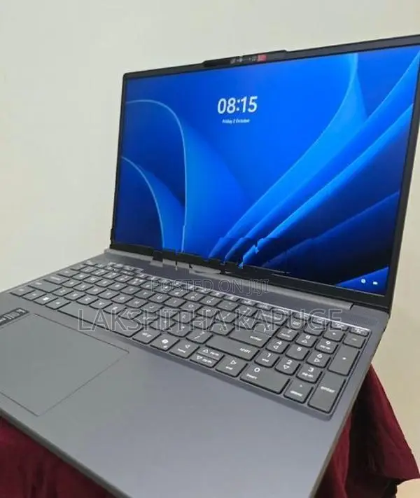 Lenovo IdeaPad Slim 3 15IRH10R