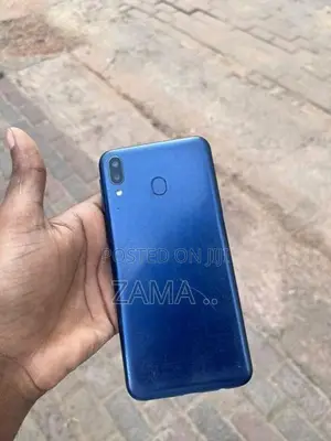 Samsung Galaxy M20 (Used)
