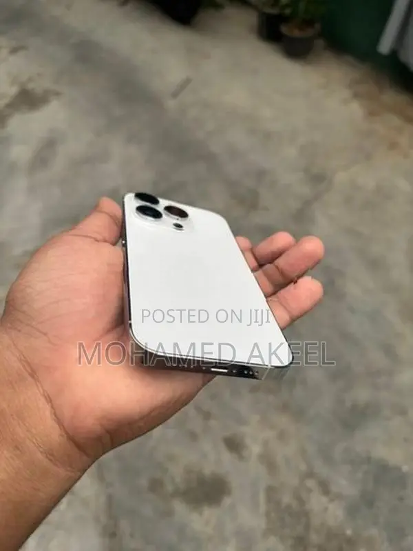 Apple iPhone 14 Pro (Used)
