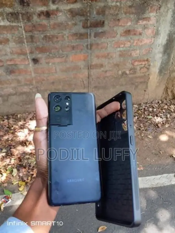 Samsung Galaxy S21 Ultra (Used)