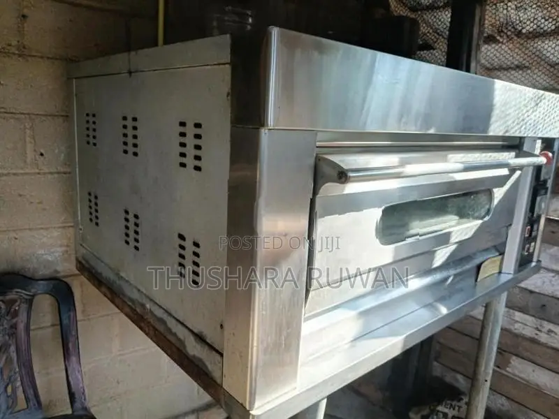 Commercial Single-Deck Oven