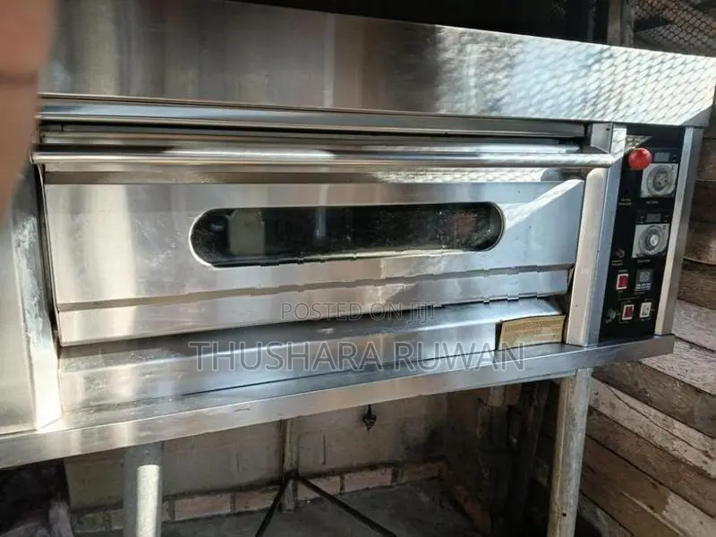Commercial Single-Deck Oven