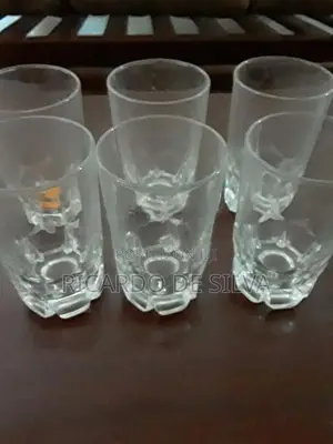6 Thick Glasses