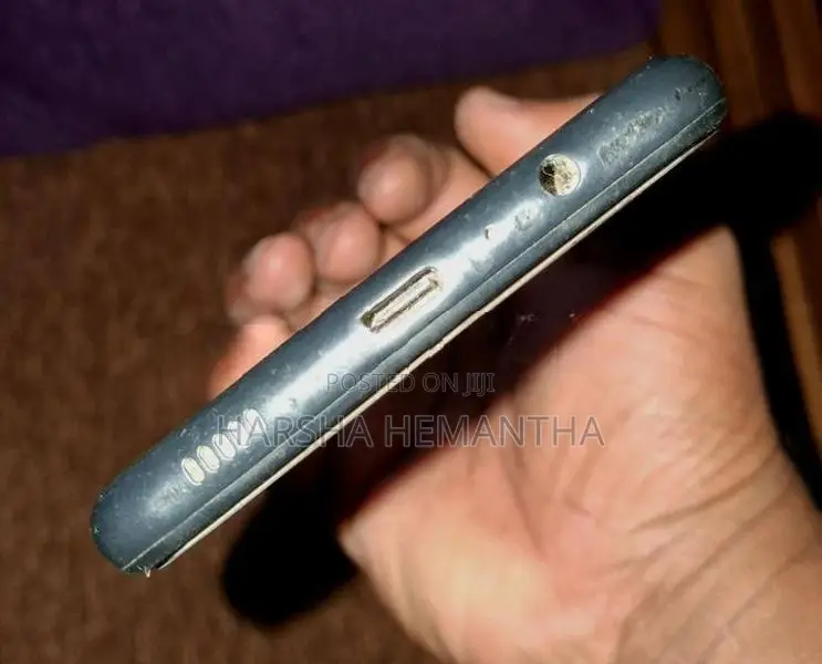 Samsung Galaxy A12 (Used)