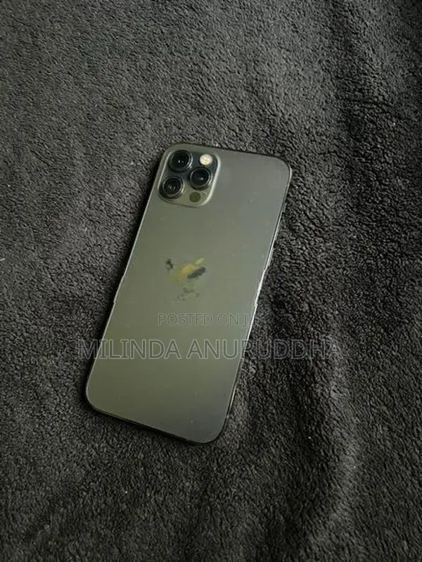 Apple iPhone 12 Pro Black (Used)
