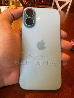Apple iPhone 16 (Used)