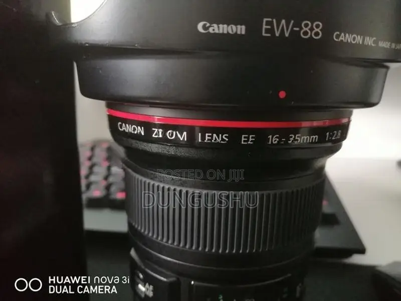 Canon EF 16-35 Lens