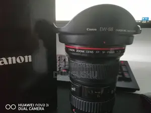 Canon EF 16-35 Lens