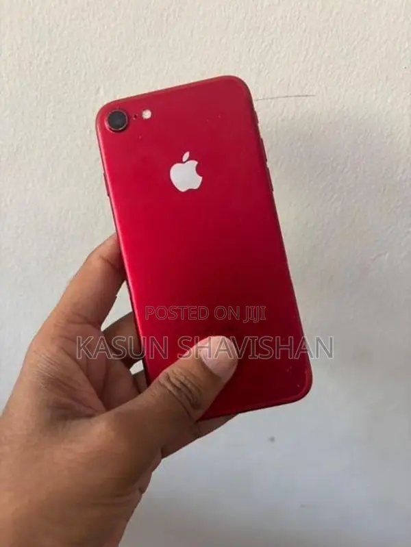 Apple iPhone 7 128 GB (Used)