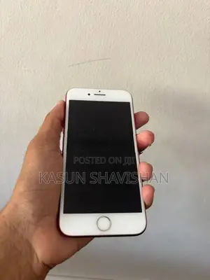 Apple iPhone 7 128 GB (Used)