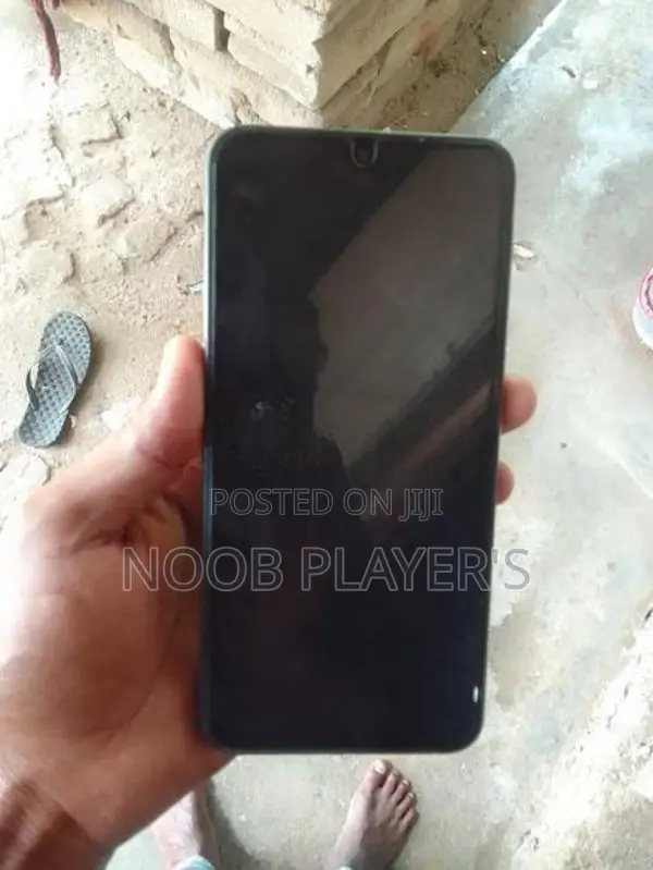 Samsung Galaxy A17 (Used)