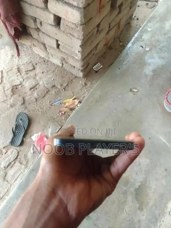 Samsung Galaxy A17 (Used)