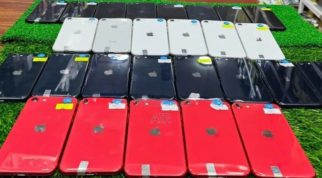 Apple iPhone SE 2 (Used)