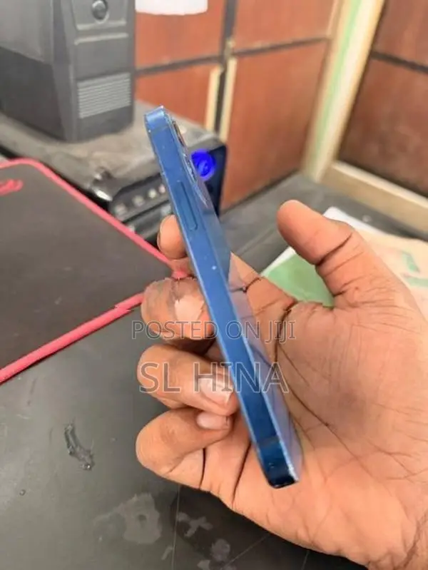 Apple iPhone 12 mini (Used)