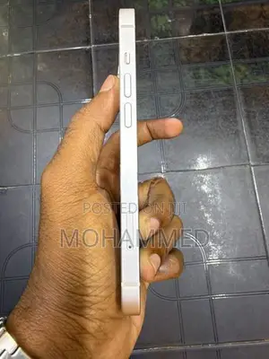 Apple iPhone 14 (Used)