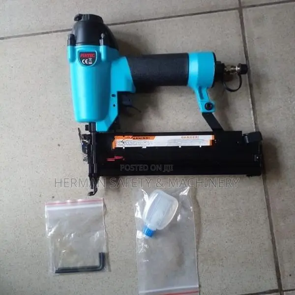 FIXTEC 2-in-1 Pneumatic Air Nailer & Stapler Herman PT 1247