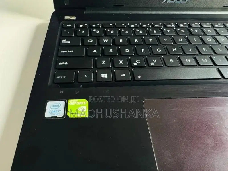 ASUS i7 7th Gen x556u