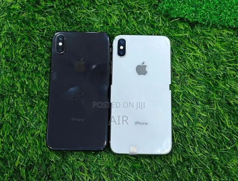 Apple iPhone X 256GB (Used)