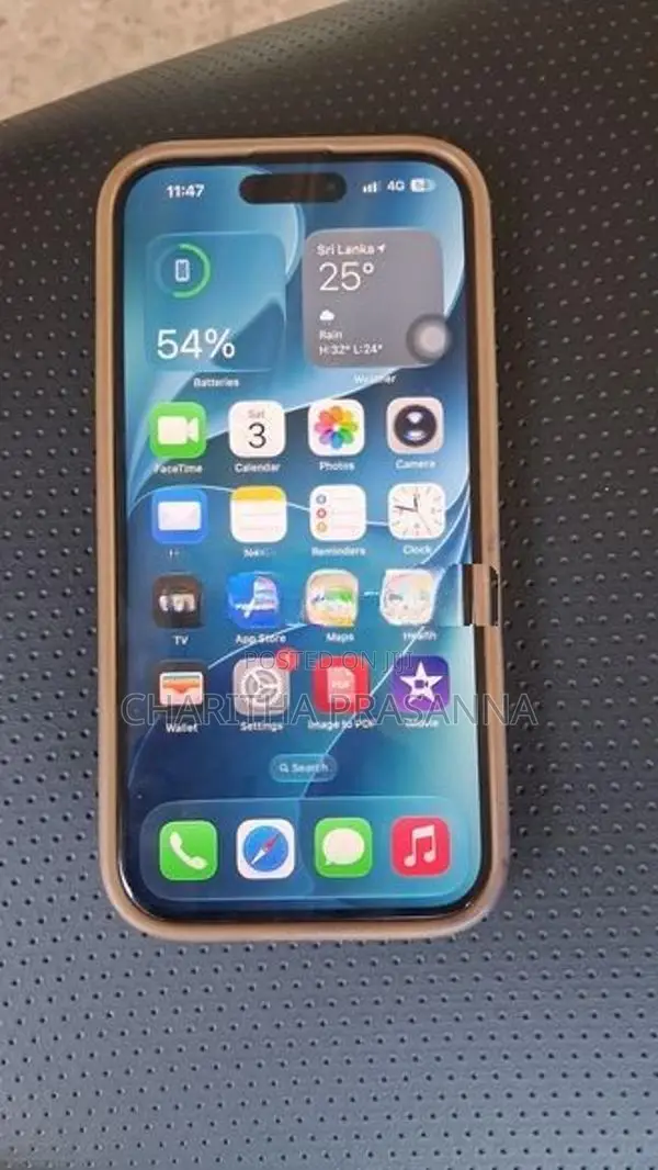 Apple iPhone 15 (Used)