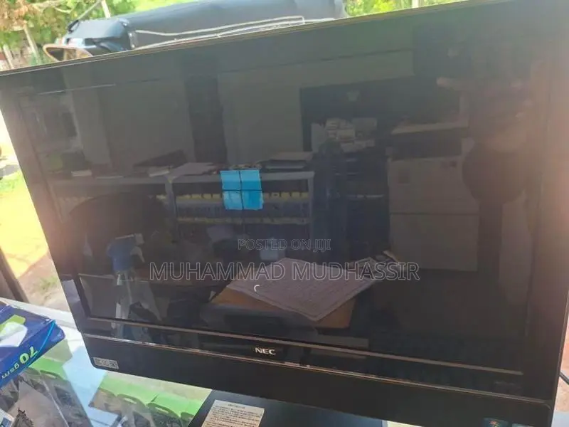 Nec All In One i5 24"