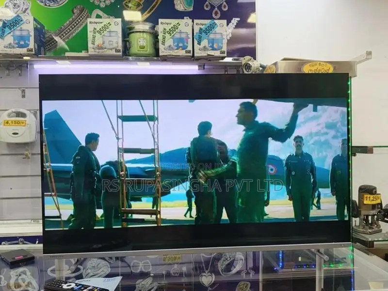 Innovex 43" Smart LED TV