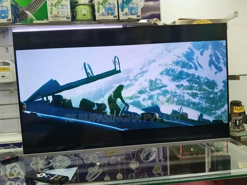 Innovex 43" Smart LED TV