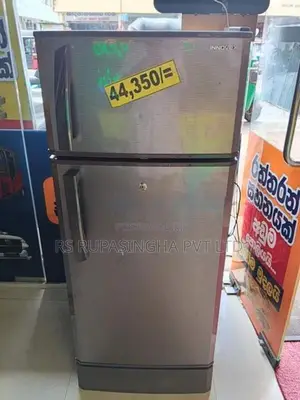 Innovex 4 1/2 Dubble Door Fridge
